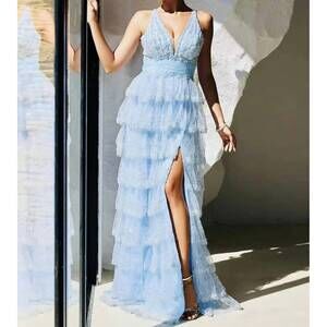 NEW COUTURE LEE mermaid evening gown with embroidered tulle in light blue